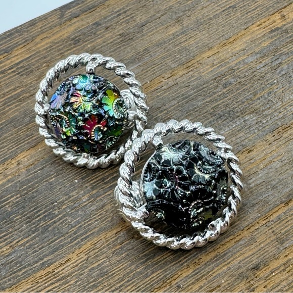 Sarah Coventry vintage Northern Lights clip on earrings silver tone iridescent - Picture 2 of 12